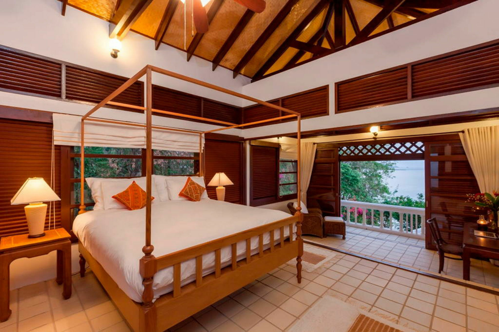 Baan Khunying - Secluded Phuket Beachfront Villa Rawai Экстерьер фото